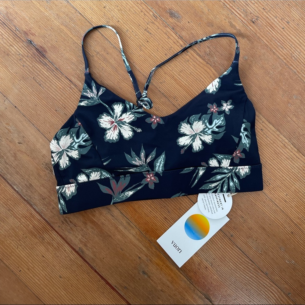 Vuori oasis bra Maui ink print XS new !